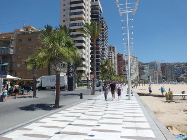 Apartmán Disponible En Abril-Wifi-3Hab, 6 Pers, -Piscina, Aire Acondi-Parking Opcionable Extra Benidorm Exteriér fotografie