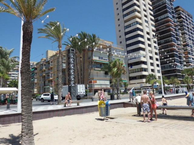 Apartmán Disponible En Abril-Wifi-3Hab, 6 Pers, -Piscina, Aire Acondi-Parking Opcionable Extra Benidorm Exteriér fotografie