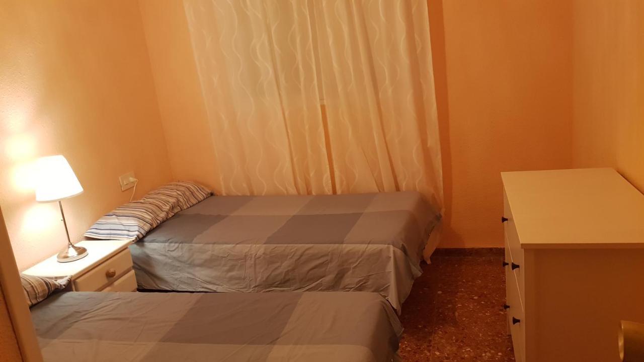 Apartmán Disponible En Abril-Wifi-3Hab, 6 Pers, -Piscina, Aire Acondi-Parking Opcionable Extra Benidorm Exteriér fotografie