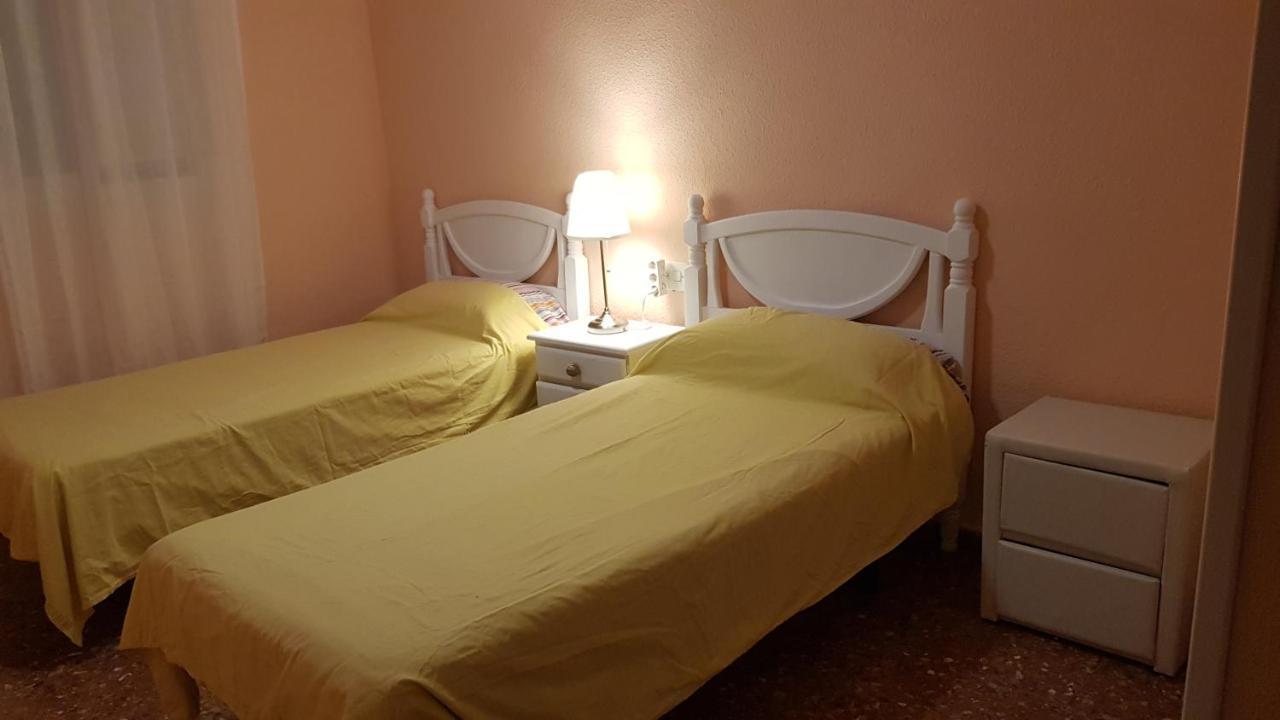 Apartmán Disponible En Abril-Wifi-3Hab, 6 Pers, -Piscina, Aire Acondi-Parking Opcionable Extra Benidorm Exteriér fotografie